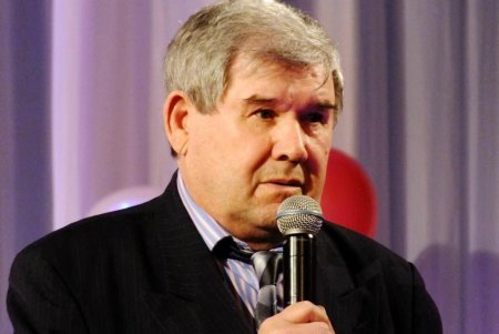 Прикрепленное изображение: Сергей Молчанов - одноклассник Ельцина.JPG