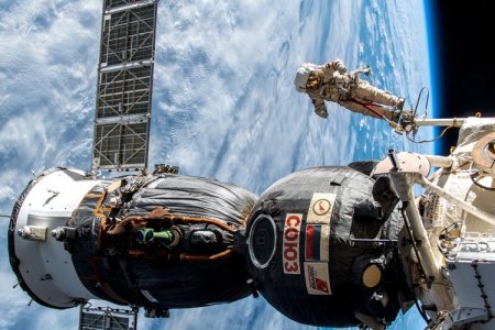 iss07.jpg