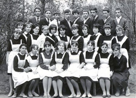 10б-класс шк7 выпускная.jpg