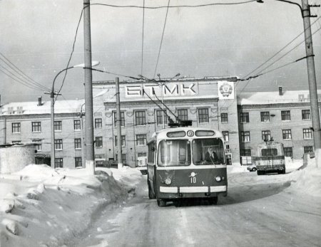 JVAjf74aKSs.jpg