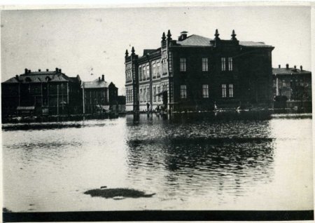 школа 1914 г..jpg